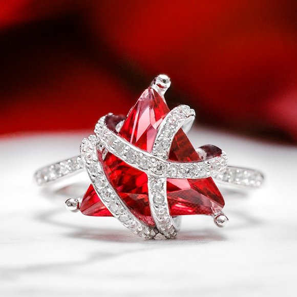 Red Ruby Trillion Gemstone Ring, real 925 Sterling Silver Charmed Aroma - Picture 1 of 7